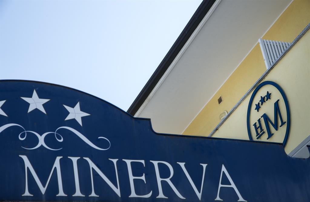 Hotel Minerva リニャーノ・サッビアドーロ エクステリア 写真