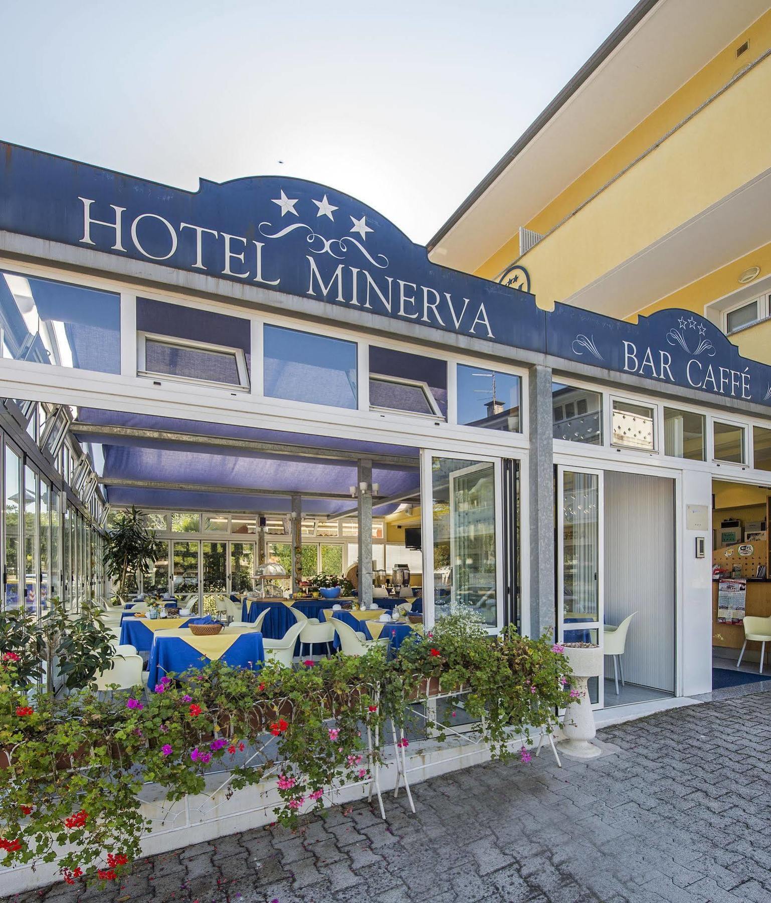 Hotel Minerva リニャーノ・サッビアドーロ エクステリア 写真